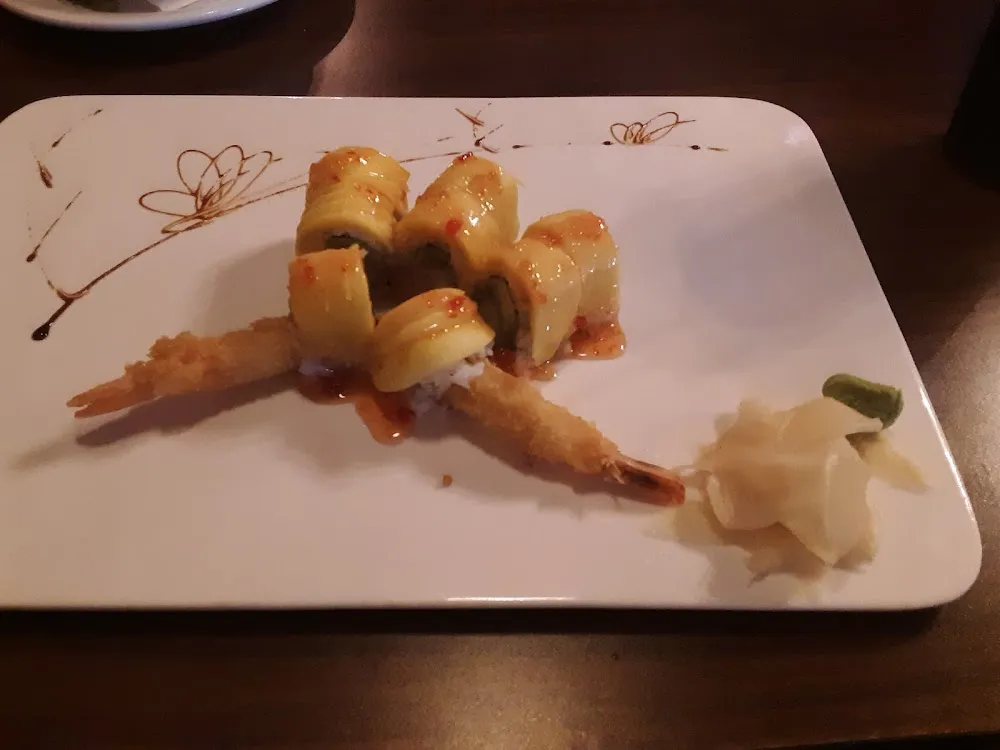 Golden Dream Sushi Roll